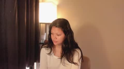 annie . online show from 06-24-26, 02:54
