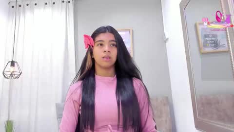 Snapshot of _anna_maria chatting on 10-15-25, 07:25 online show from 10-15-25, 07:25