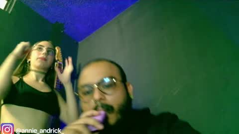 Annie Andrick online show from 10-08-25, 01:42