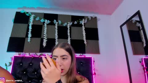 Annie Andrick online show from 05-29-26, 11:19