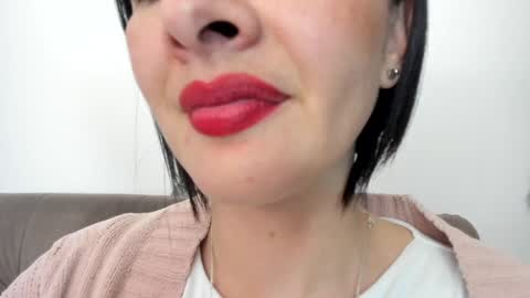 Snapshot of _antomouth_paradise chatting on 01-15-25, 10:57 antonia online show from 01-15-25, 10:57