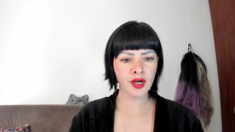 Snapshot of _antomouth_paradise chatting on 01-19-25, 07:47 antonia online show from 01-19-25, 07:47