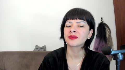 Snapshot of _antomouth_paradise chatting on 01-20-25, 09:35 antonia online show from 01-20-25, 09:35