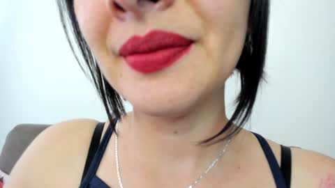 Snapshot of _antomouth_paradise chatting on 01-23-25, 09:29 antonia online show from 01-23-25, 09:29