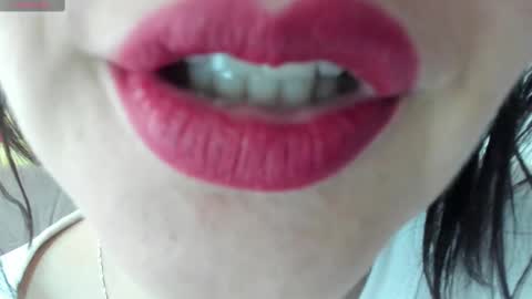 Snapshot of _antomouth_paradise chatting on 03-04-25, 12:55 antonia online show from 03-04-25, 12:55