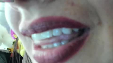 Snapshot of _antomouth_paradise chatting on 03-05-25, 06:34 antonia online show from 03-05-25, 06:34