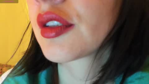 Snapshot of _antomouth_paradise chatting on 10-05-25, 09:29 antonia online show from 10-05-25, 09:29