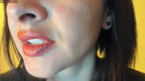 Snapshot of _antomouth_paradise chatting on 10-23-25, 10:25 antonia online show from 10-23-25, 10:25