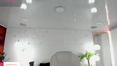 antonnela online show from 03-12-26, 02:23