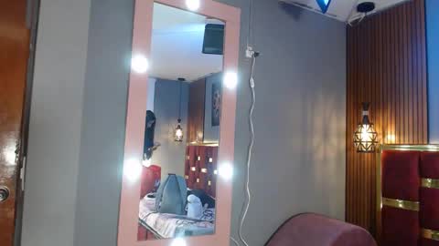 Snapshot of _aranza23 chatting on 06-10-26, 11:42 Aranza. online show from 06-10-26, 11:42