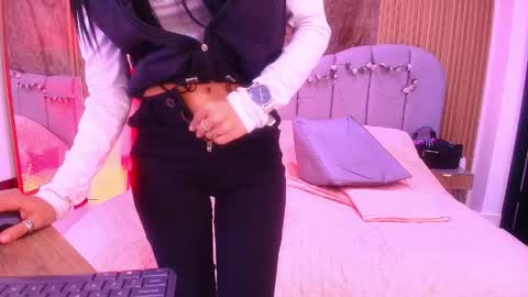 Arlet online show from 04-26-26, 03:04