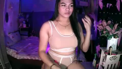 _asianslutyymikha_ online show from 04-08-26, 10:15
