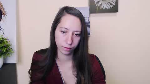 Snapshot of _astraia_ chatting on 06-16-26, 08:50 _astraia_ online show from 06-16-26, 08:50