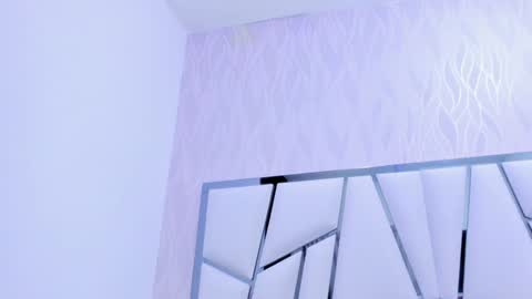 Aura online show from 01-24-25, 09:17