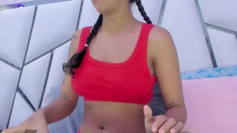 Aura online show from 02-20-25, 03:12