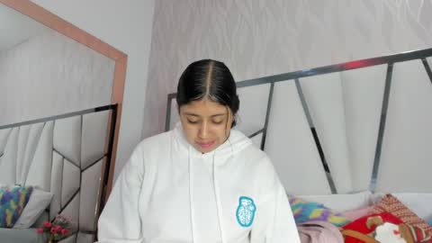 Aura online show from 01-13-26, 03:01