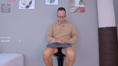 _axelking_ online show from 10-22-25, 11:32