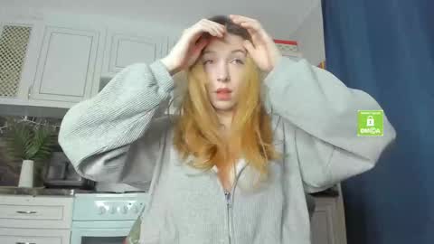 Olivia online show from 03-12-26, 10:49