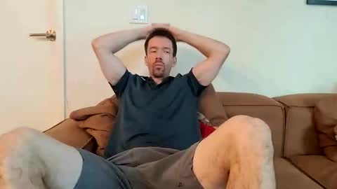 Snapshot of _b_h_c_ chatting on 12-18-25, 11:00 _b_h_c_ online show from 12-18-25, 11:00