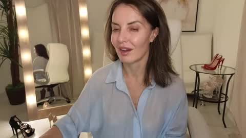 Beylly online show from 03-11-25, 01:26