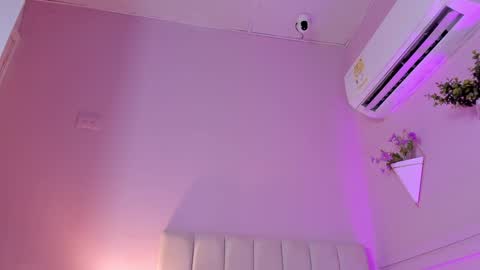 Hi guys i am Bianca  online show from 12-04-24, 11:30