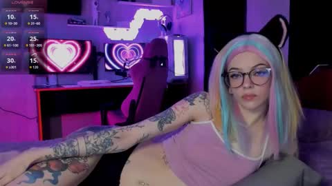 Olivia Subscribe to my Fansly -   online show from 10-10-25, 12:09
