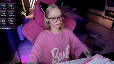 Olivia Subscribe to my Fansly -   online show from 04-26-26, 11:46