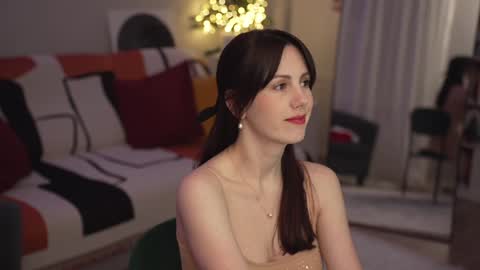 Snapshot of _blackbee_ chatting on 12-29-24, 09:20 Lili online show from 12-29-24, 09:20