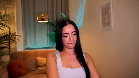 Snapshot of _blackpeaarl chatting on 02-24-26, 05:33 Pearl online show from 02-24-26, 05:33