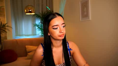 Snapshot of _blackpeaarl chatting on 02-26-26, 03:55 Pearl online show from 02-26-26, 03:55