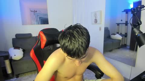 B L A K E online show from 01-10-25, 07:04