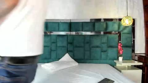 _bonnyandclyde online show from 04-04-26, 01:19