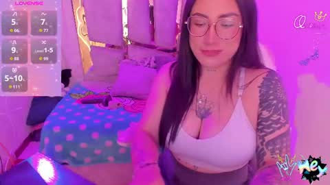 Angie  Independent model online show from 06-10-26, 05:56