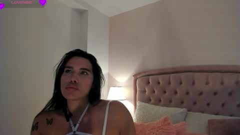 cailyn  online show from 11-14-25, 10:29