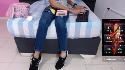  candy jade  online show from 03-01-25, 12:01