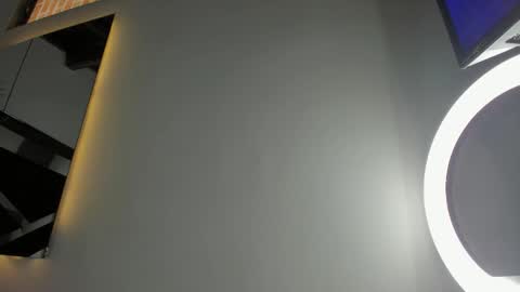 Candy online show from 11-04-25, 05:56