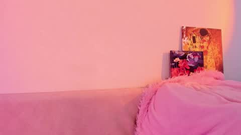 Snapshot of _ccrystaa_ chatting on 02-18-25, 04:26 Christina Chris online show from 02-18-25, 04:26