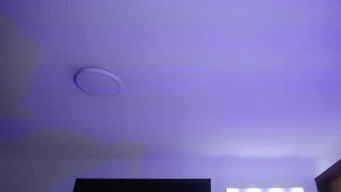 Snapshot of _charlotte_collins_ chatting on 11-18-25, 02:43 _charlotte_collins_ online show from 11-18-25, 02:43