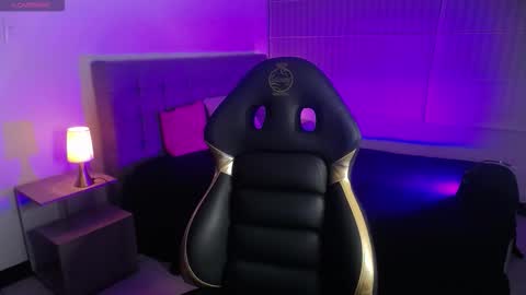 _charlotte_collins_ online show from 01-13-26, 02:44