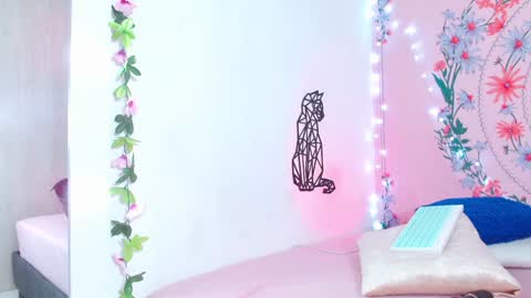 Snapshot of _chloeee chatting on 01-13-25, 12:30 Katy online show from 01-13-25, 12:30