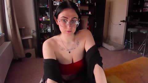 Chrissy online show from 03-05-26, 09:05