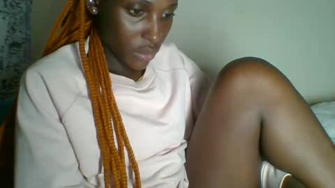 Snapshot of _clara01 chatting on 01-21-25, 05:16 clara online show from 01-21-25, 05:16