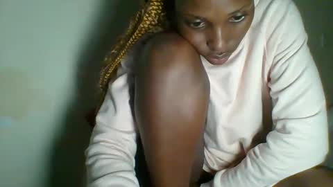 Snapshot of _clara01 chatting on 01-30-25, 07:07 clara online show from 01-30-25, 07:07