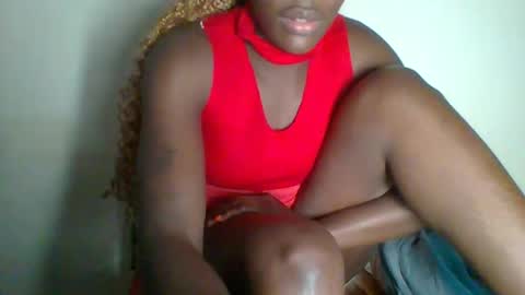 Snapshot of _clara01 chatting on 02-04-25, 09:07 clara online show from 02-04-25, 09:07