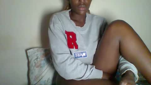 Snapshot of _clara01 chatting on 02-22-25, 04:18 clara online show from 02-22-25, 04:18