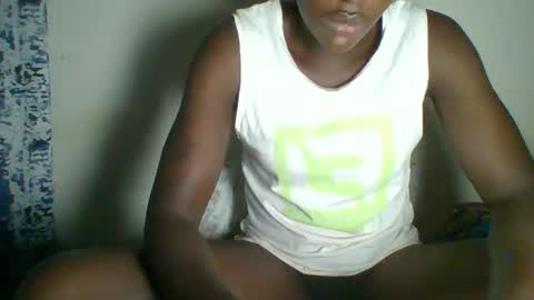 Snapshot of _clara01 chatting on 03-04-25, 06:50 clara online show from 03-04-25, 06:50