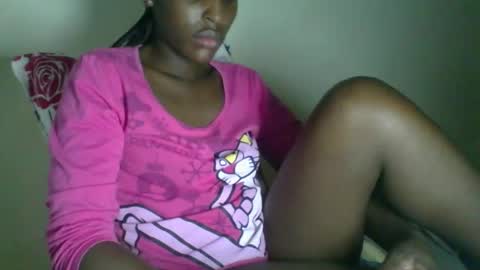 Snapshot of _clara01 chatting on 11-13-25, 07:07 clara online show from 11-13-25, 07:07