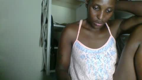 clara online show from 04-12-26, 10:48