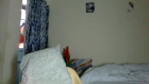 clara online show from 06-10-26, 06:34