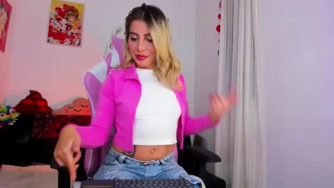  Chloe  online show from 09-26-25, 11:53